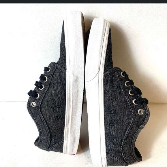 Vans Black Canvas Sneakers 6.5 Skateboard Shoes - Picture 3 of 7